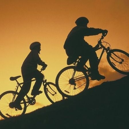 MOUNTAINBIKE